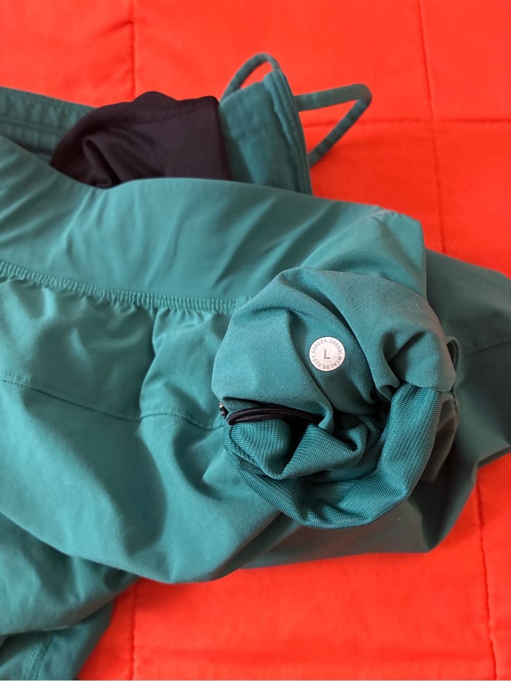 Lululemon Shorts Mens Large Green Stretch Perform Athleisure Yoga - Picture 3 of 5